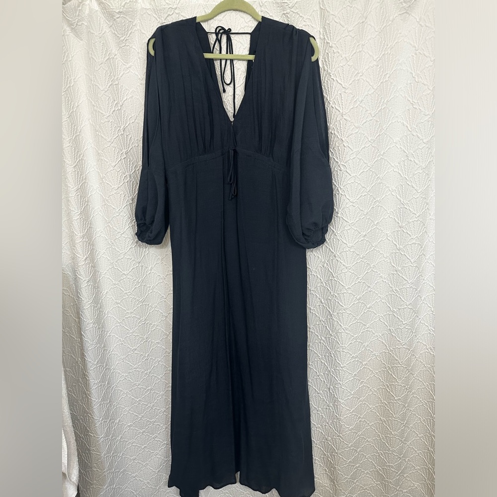 New maxi dress split sleeves